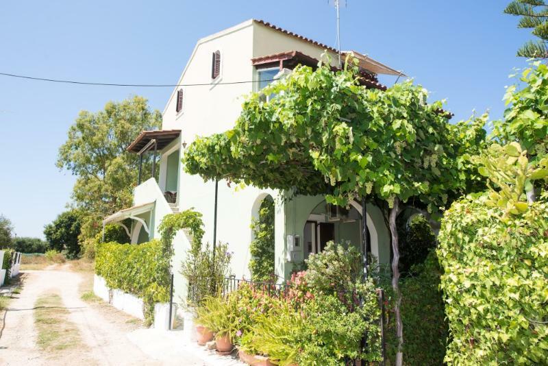Villa Tina Acharavi  Exterior photo